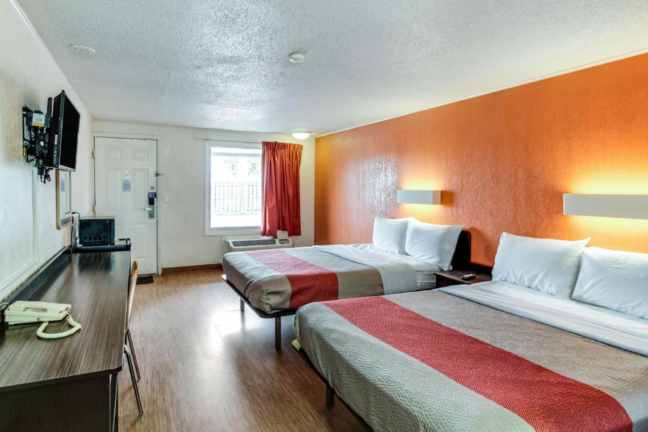 Motel 6 Каламазу Екстериор снимка